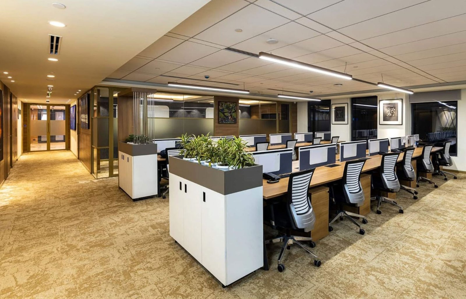 Office Interior Designer in Delhi: Transforming Workspaces for Maximum Productivity and Style