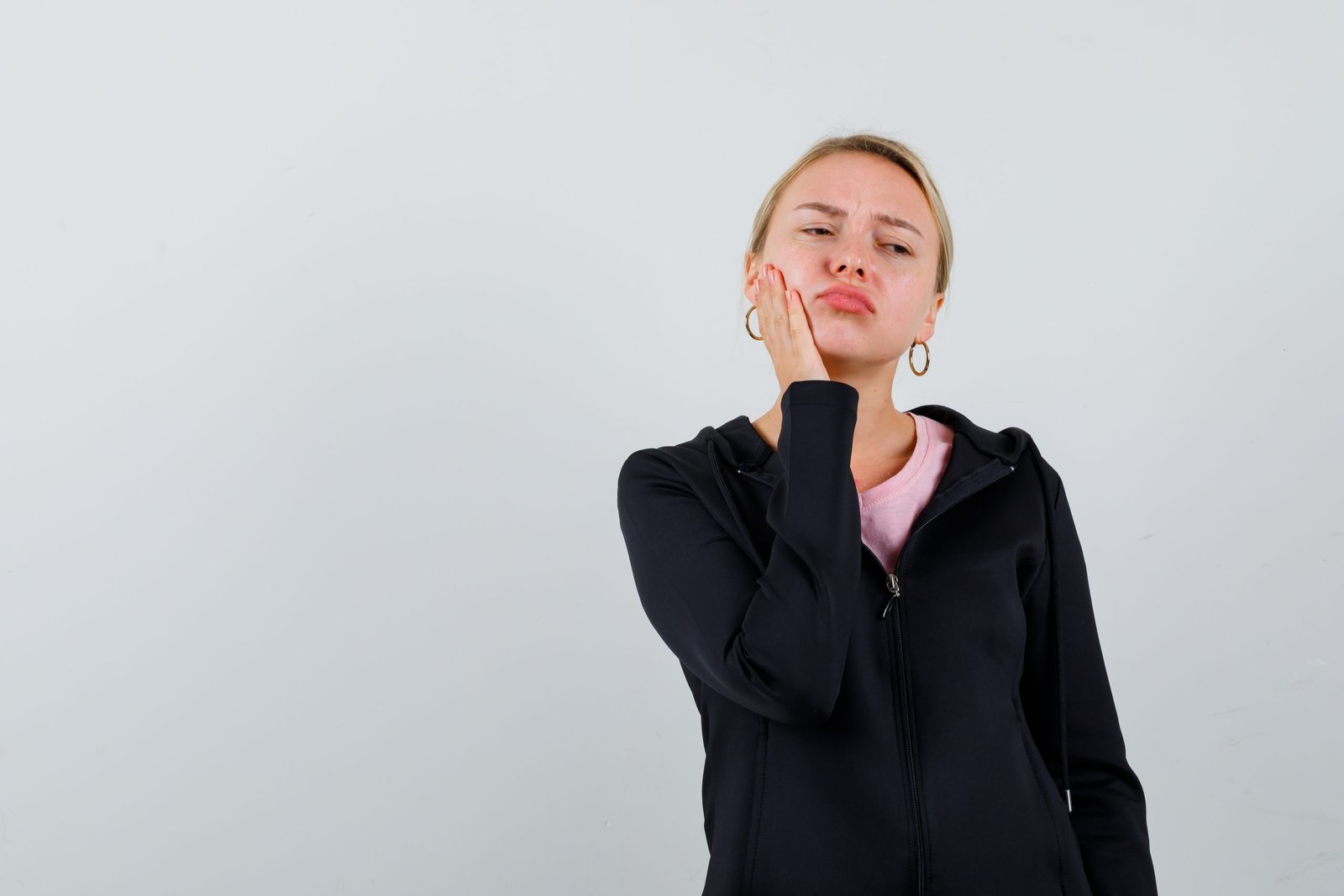 How-to-Stop-Wisdom-Teeth-Pain-scaled