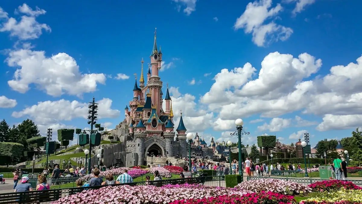 disneyland-castle.jpg