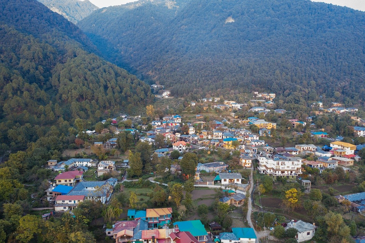 10 Days Grand Himachal Tour Package – Explore Scenic Hills & Valleys
